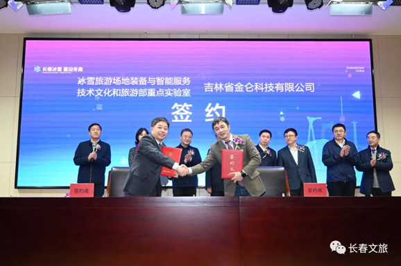 61b70a8f3882c.jpg 240.jpg